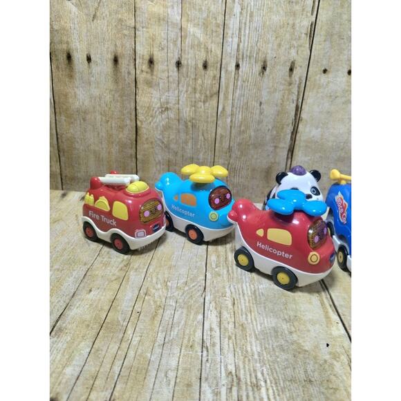Vtech Go Go Smart Wheels 8 Vehicles Firetruck Police Helicopters Convertible - Picture 2 of 5